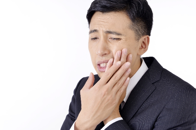 歯が痛いのに治療してくれない歯医者